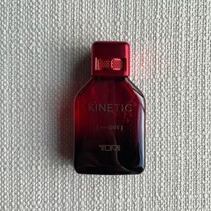 TUMI KINETIC GMT miniature fragrance 0.25 oz.